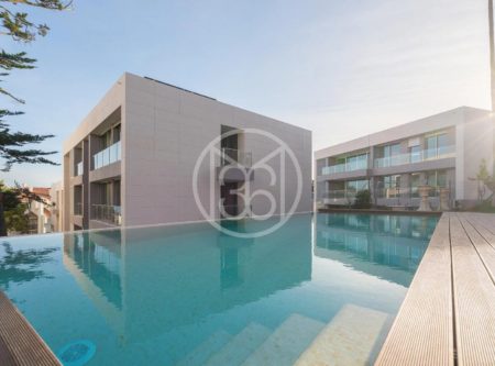 ESTORIL – STUNNING CONTEMPORARY APARTMENT WITH SEA VIEW - VCI1431