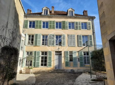 18th century PARTICULAR HOTEL, ARTIST’S WORKSHOP - 1658MHL