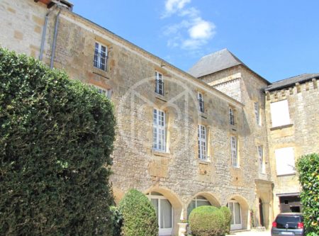Château de village XIV/XVIe - 900767bx