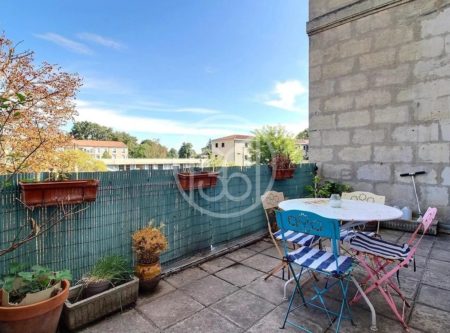 APPARTEMENT AVEC TERRASSE-PROCHE PARC BORDELAIS - 900772bxA
