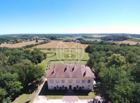 PÉRIGUEUX – CHÂTEAU XIXEME – JARDIN D’EXCEPTION - 900655bx