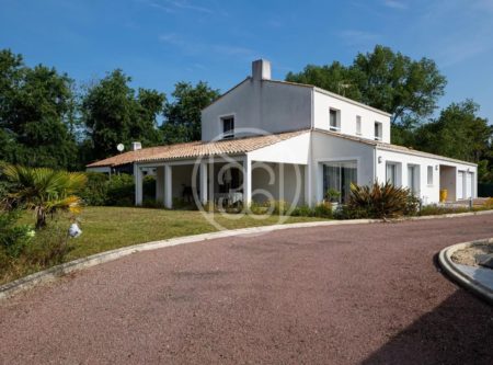 St Jean de Monts – Family home 5 minutes from the sea - 2295VB