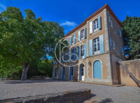 18TH CENTURY MANOR HOUSE, 6KM FROM THE SEA - 19156LR