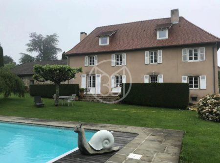 PRESBYTERE RENOVE 18 éme siècle - PE20390LI