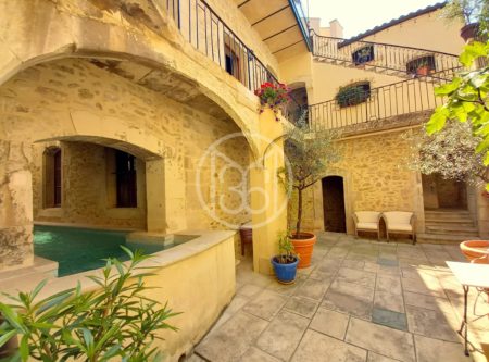Magnificent mansion in Drôme Provençale - 4686LY