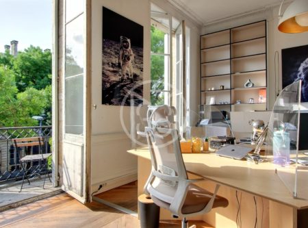 TOURNY – APPARTEMENT AVEC ASCENSEUR ET BALCON - 900811bxA