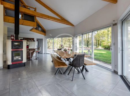 La Chevrolière – House in the heart of the forest - 2243VE