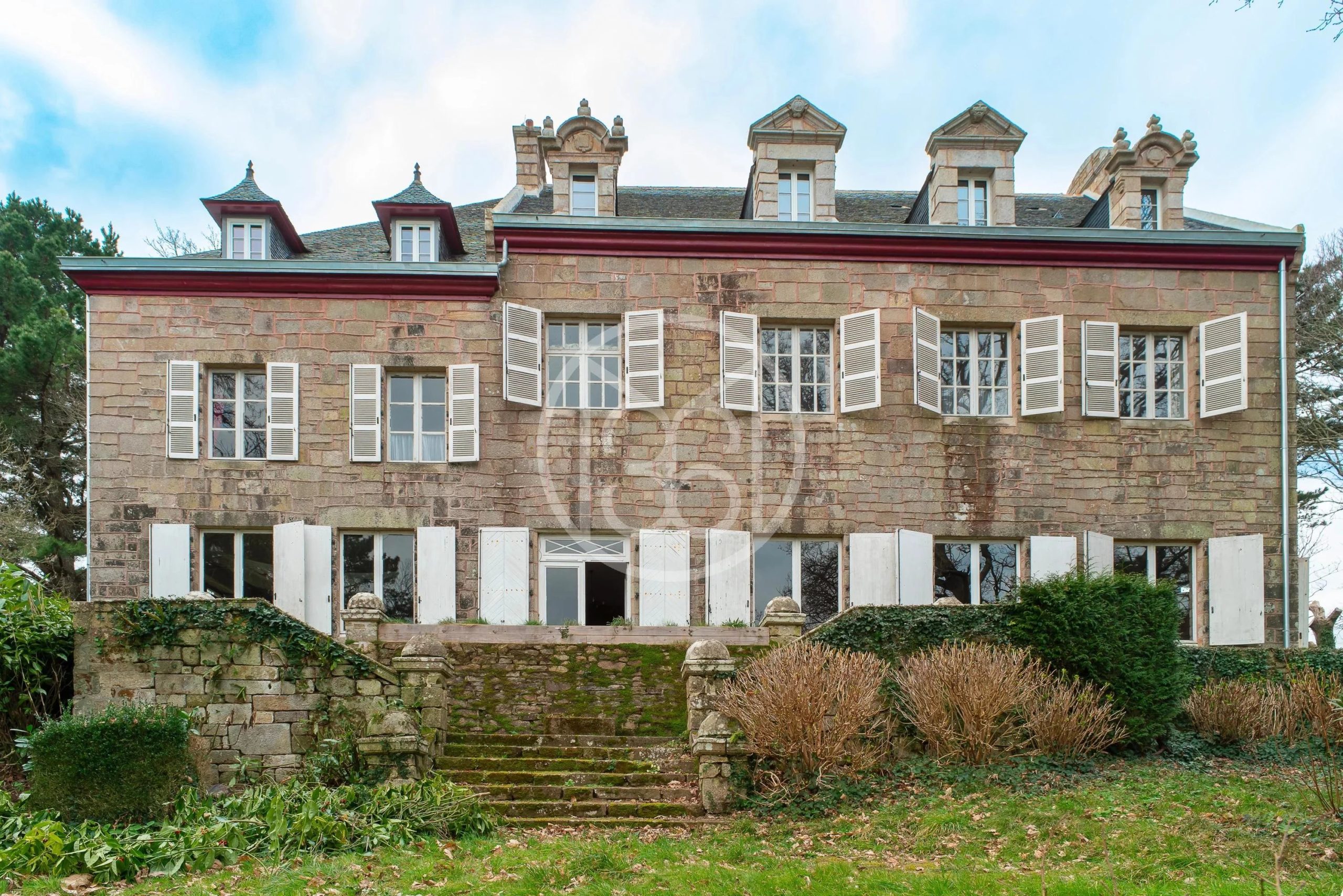 Vente Manoir Douarnenez (29), 16 pièces Mercure Forbes Global Properties