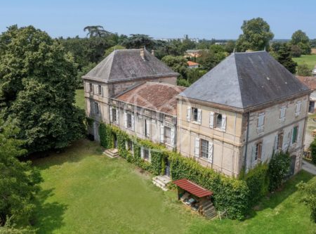 19TH-C CHATEAU- PARK ON THE BANKS OF THE GARONNE - 8840TS