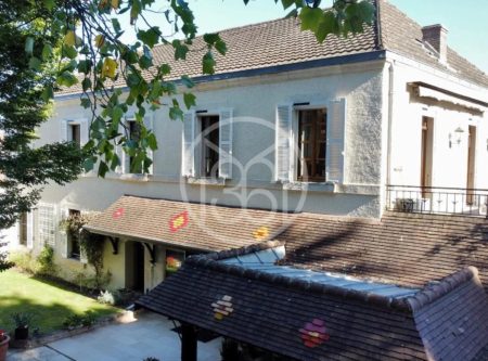 Maison de maître with independent flat and garden near Beaune intra-muros - 1667VA