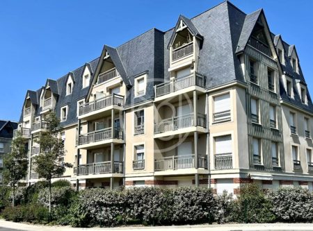 Deauville centre – F3 de 86 m² Franciscaine vue panoramique - 20461NO