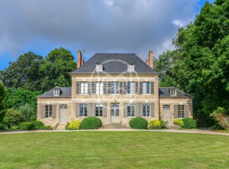 Near Baie de Somme – master house - 20489NC