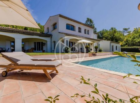 CALLIAN- VILLA LUXUEUSE- - 18765CA
