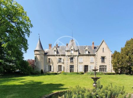Manoir du  XVIIème, aux portes de Clermont-Ferrand - 20133au