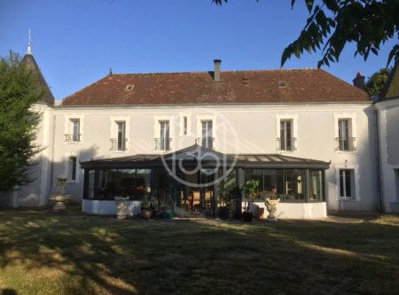 Perche – renovated manor house- outbuildings – 2.8ha  park - 20515NO