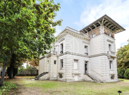 Maisons-Lafitte, outstanding house overlooking the Château Mansart - 627VPA