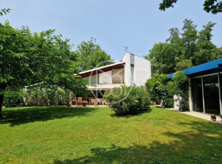 ENTRE-DEUX-MERS MAISON D’ARCHITECTE – GOLF DE-CAMEYRAC - 900899bx