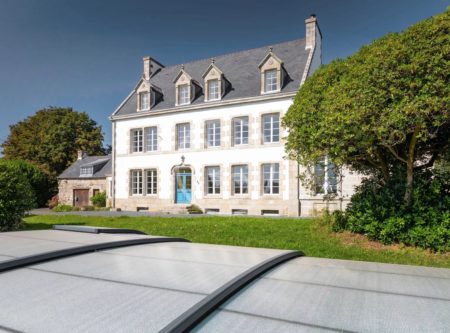 PROCHE QUIMPER – CHARMANT MANOIR RENOVE –  PISCINE CHAUFFEE - 20524BR