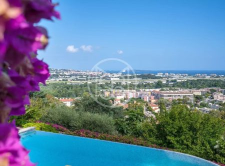 French Riviera, magnificent villa with sea view - 20468CA