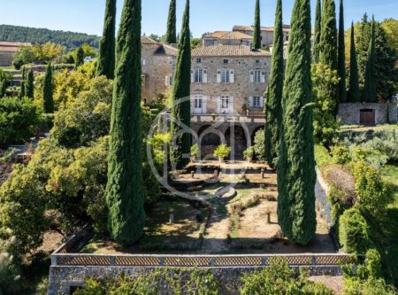 East of France – Splendid 16th-18thth centuries chateau - 4598LY-1