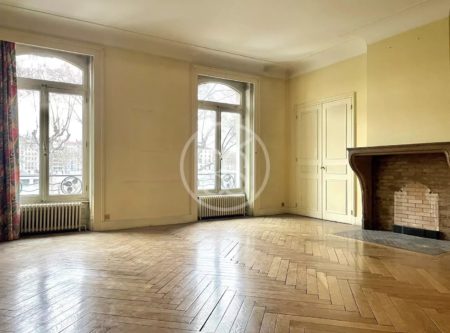 Appartement familial de 173 m² sur Quai Sarrail Lyon 6 - 4724LY