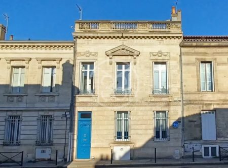 STONEHOUSE WITH GARDEN IN SAINT SEURIN - 900846bx