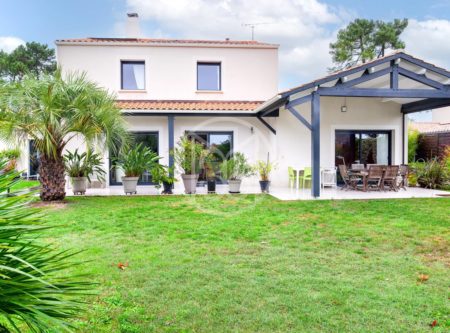 Saint – Jean – de – Monts – Maison d’architecte avec piscine chauffée - 2327VE