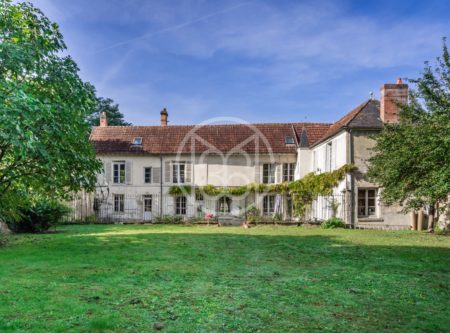 Aisne – house, outbuilding, tennis court, and 5700 sqm garden - 80594PI