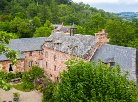 BEAUTIFUL CONVENT RESTORED AS A FAMILY HOME - 8824TS