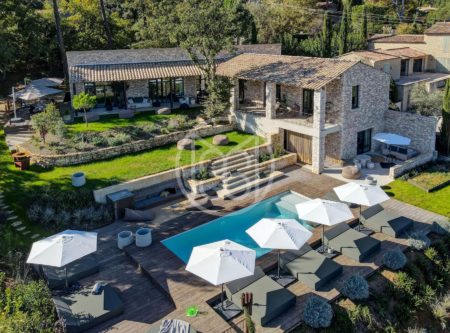 South of France, architect-designed property with panoramic views - 20572LR