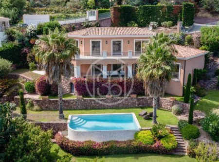 VILLA AVEC VUE MER - 20468CA