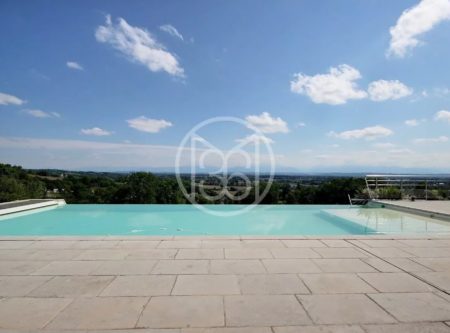 Southwest of France, rare architect-designed house facing the Pyrenees mountains - 900922bx