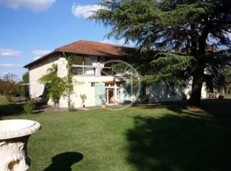 GERS – MAISON DE CARACTERE DANS LE 45 MINUTES DE TOULOUSE – SECTEUR GIMONT - 8876TS