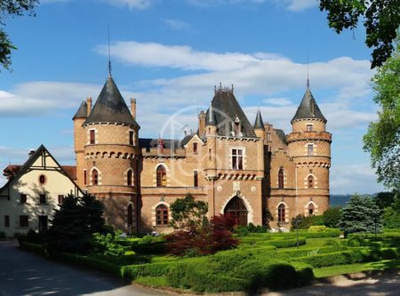 Center of France, listed 19th century chateau - 20650au