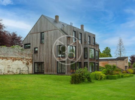 20 MINUTES FROM THE BAIE DE SOMME CONTEMPORARY HOUSE RENOVATED BY AN ARCHITECT - 20395NC