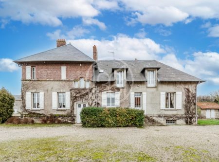 Aisne – Soissonnais – large house and farmhouse, park 1ha - 80600PI