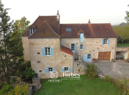 Propriété origine XVe siècle, proche château de Santenay - 1704VA