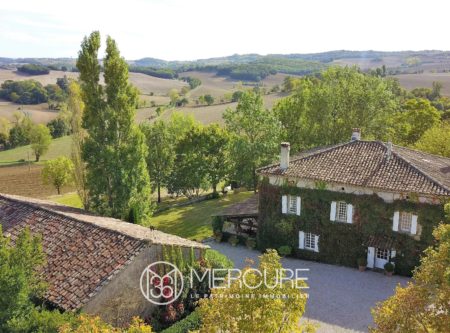 MANSION – POOL – OUTBUILDINGS – BEAUTIFUL VIEW - 8097BISTS