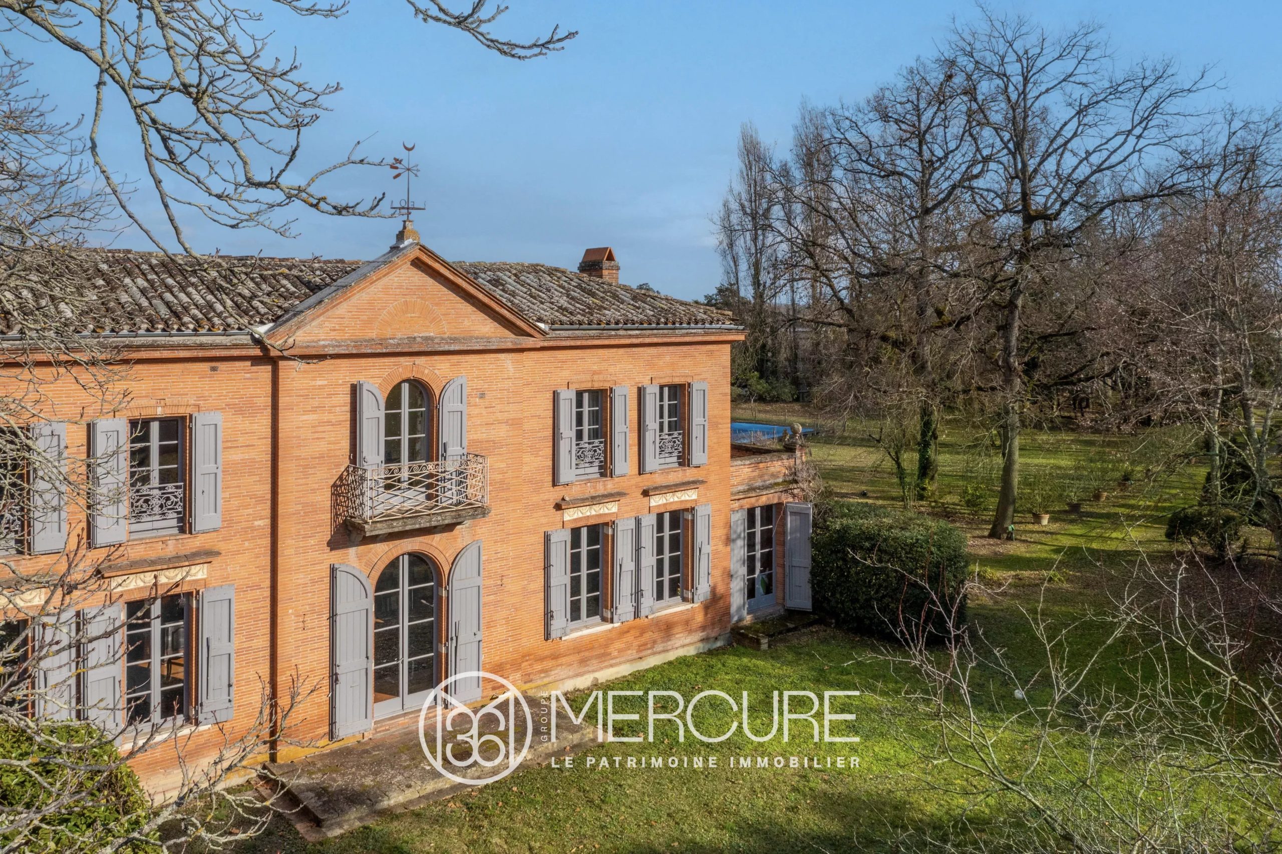 EXCEPTIONNELLE PROPRIETE EN CENTRE VILLE - 8744TS