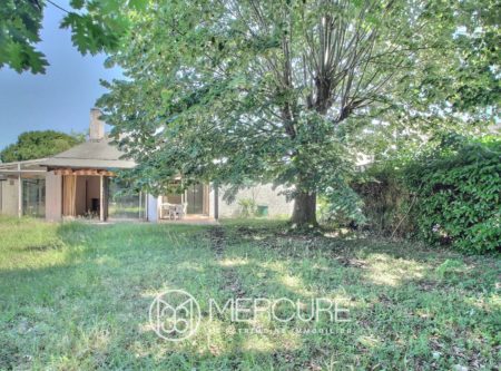 MAISON D’ARCHITECTE AVEC BEAU TERRAIN A MÉRIGNAC CENTRE - 900874bx