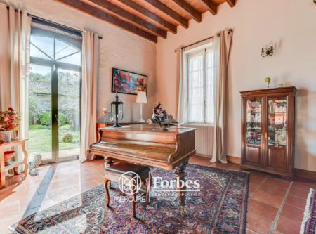 LOVELY OLD RENOVATED HOUSE-SWIMMING POOL - 8966TS