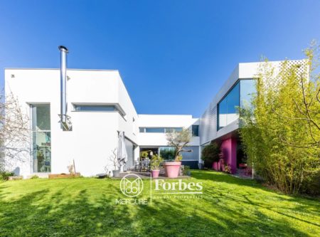 VERTOU CENTRE – MAISON D’ARCHITECTE 250 m² – 5/6 CHAMBRES - 3043NA