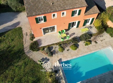 Contemporary villa with pool - 21219lr