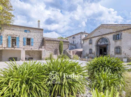 ANCIEN RELAI DE POSTE RENOVE – PISCINE ET DEPENDANCE - 9178TS