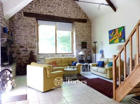 Morbihan, Manor house with outbuildings on landscaped grounds - 21027BR