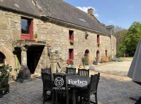 Près de Pontivy, Manoir Breton rénové du XVIIIe - 20812BR