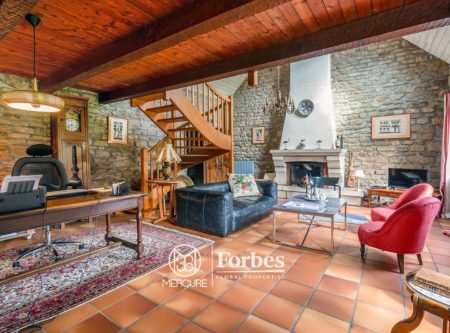 Brittany, Morbihan, near Le Faouët – Property on 3 ha with a  river - 20532BR