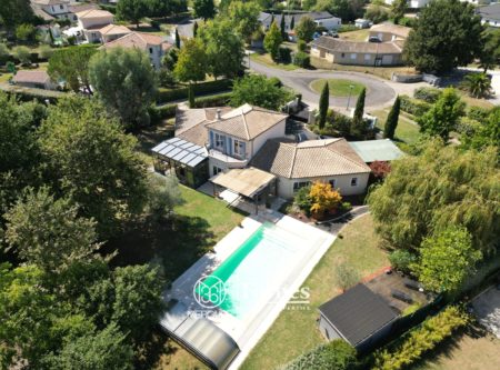 MAISON DE FAMILLE AUX PORTES DU MEDOC - 900999bx