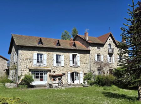 HAUTE-LOIRE  A 10′ DE LA CHAISE-DIEU - 4925LY