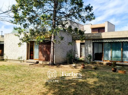 MAISON DE FAMILLE – PROXIMITE DE L’HYPER CENTRE - 8821TS